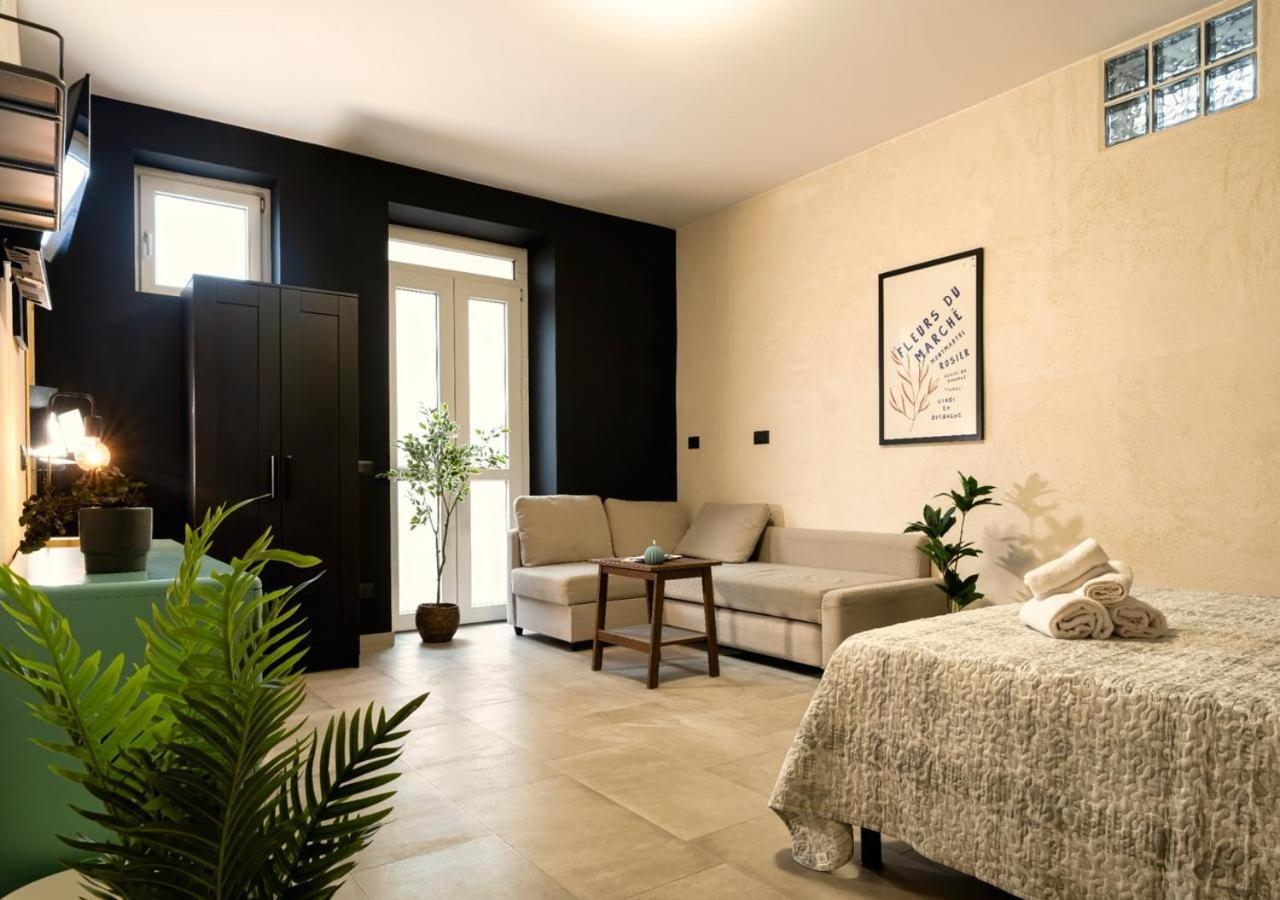 Residence La Corte - Bilocale 3 Novara Esterno foto